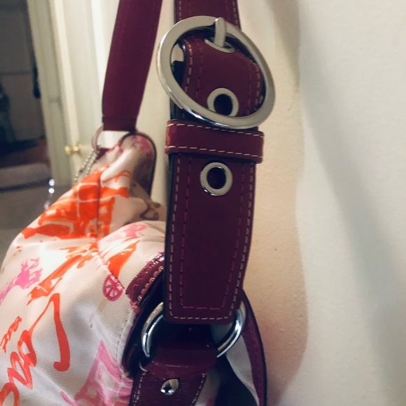 Coach Pink/cream Carriage Print Fabric and Patent Leather Flab Hobo. Price firm - Picture 7 of 9